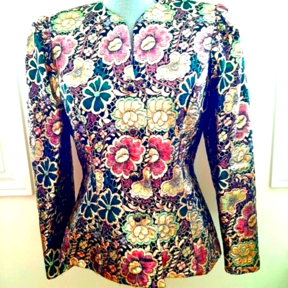 Liptons Metallic Brocade Jacket - Picture 2 of 5